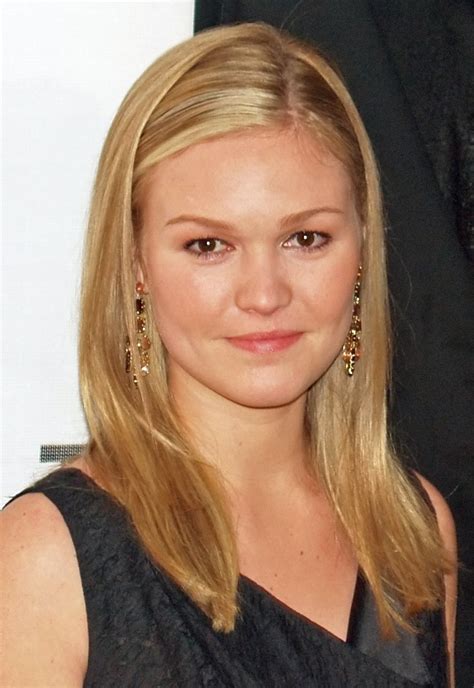 Julia Stiles pictures and photos